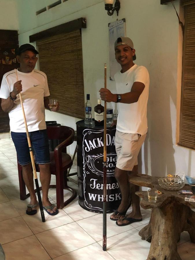 Oyo 459 Barasti Beach Resort Kalutara Esterno foto