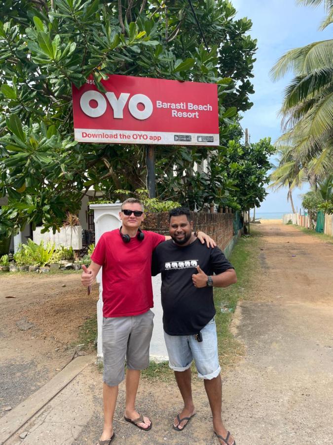 Oyo 459 Barasti Beach Resort Kalutara Esterno foto
