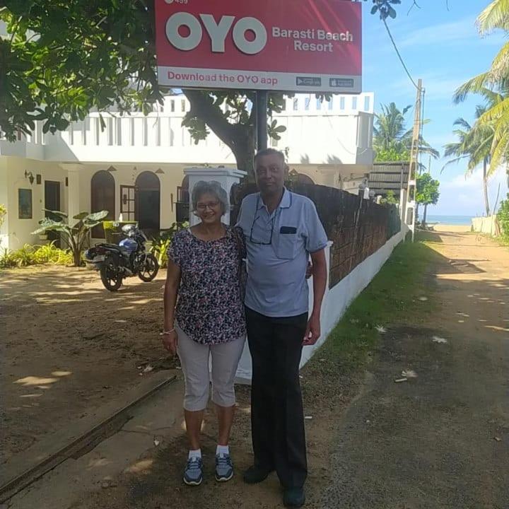 Oyo 459 Barasti Beach Resort Kalutara Esterno foto
