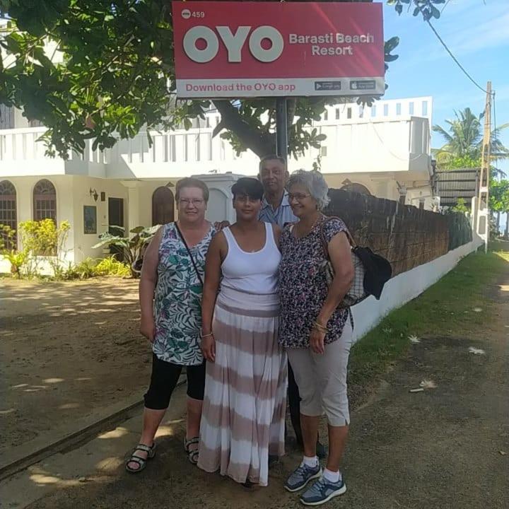 Oyo 459 Barasti Beach Resort Kalutara Esterno foto